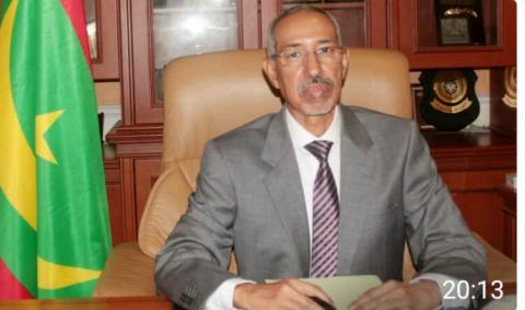 صورة وزير الدفاع يغادر إلى اتشاد للمشاركة في اجتماع وزراء دفاع G5