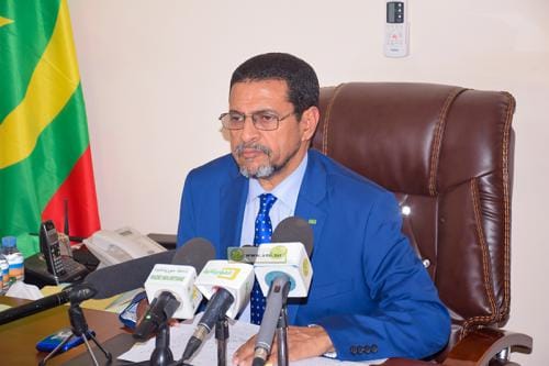 صورة وزير الصحة: القطاع يعمل على تنفيذ مقاربة شاملة ستمكن من الارتقاء بمستوى الخدمات الصحية