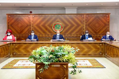 صورة مجلس الوزراء يعقد اجتماعه الأسبوعي في القصر الرئاسي