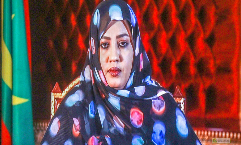 صورة حرم الرئيس: تمثيل المرأة في قوات الأمن والدفاع مازال دون المستوى