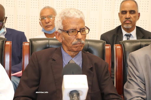 صورة نقيب المحامين: لا يجوز جعل رمزية رئيس الجمهورية في خانة المقدسات