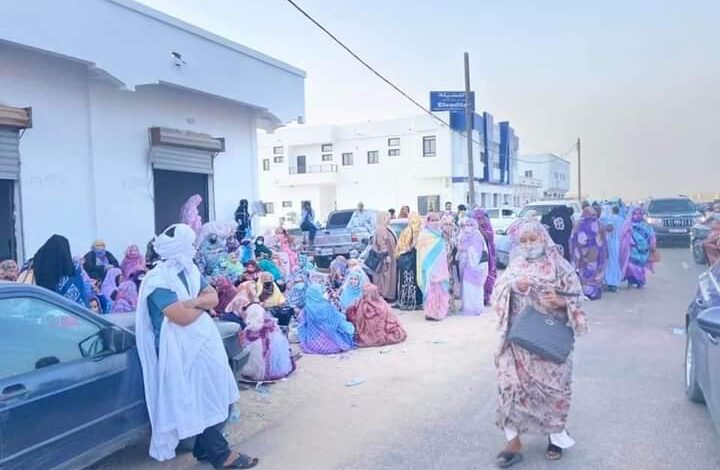 صورة فض اعتصام أنصار الرئيس السابق أمام مستشفى القلب