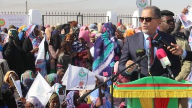 صورة المندوب العام لـ “التآزر” يضع حجر الأساس لبناء مسجد ومحظرة في القطاع 22 بتوجنين